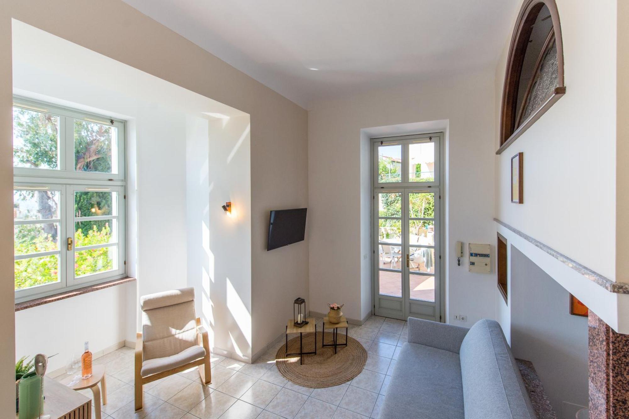 מנטון Oliviers -Agreable 2 Pieces Dans Maison Bourgeoise מראה חיצוני תמונה