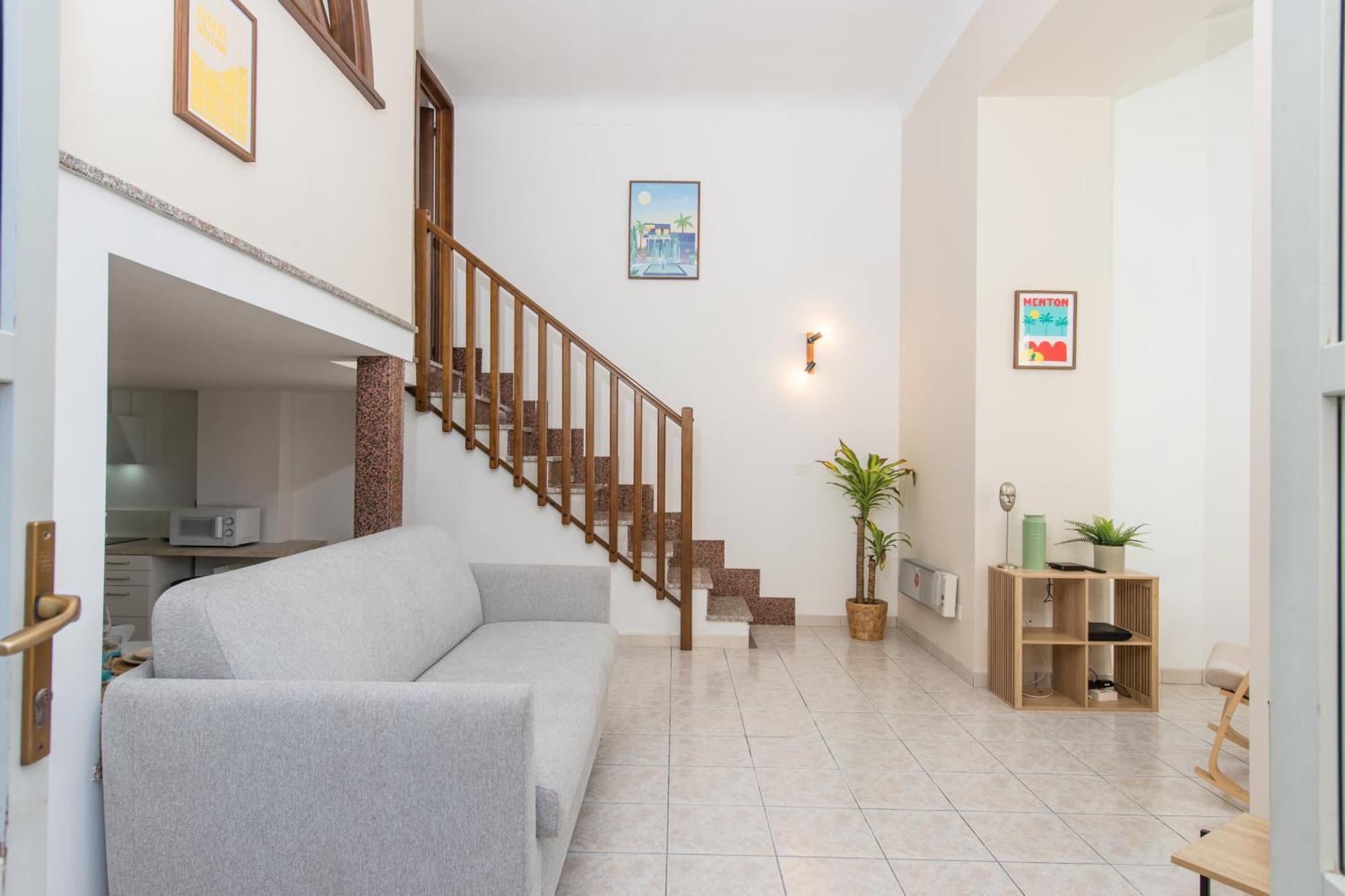 מנטון Oliviers -Agreable 2 Pieces Dans Maison Bourgeoise מראה חיצוני תמונה