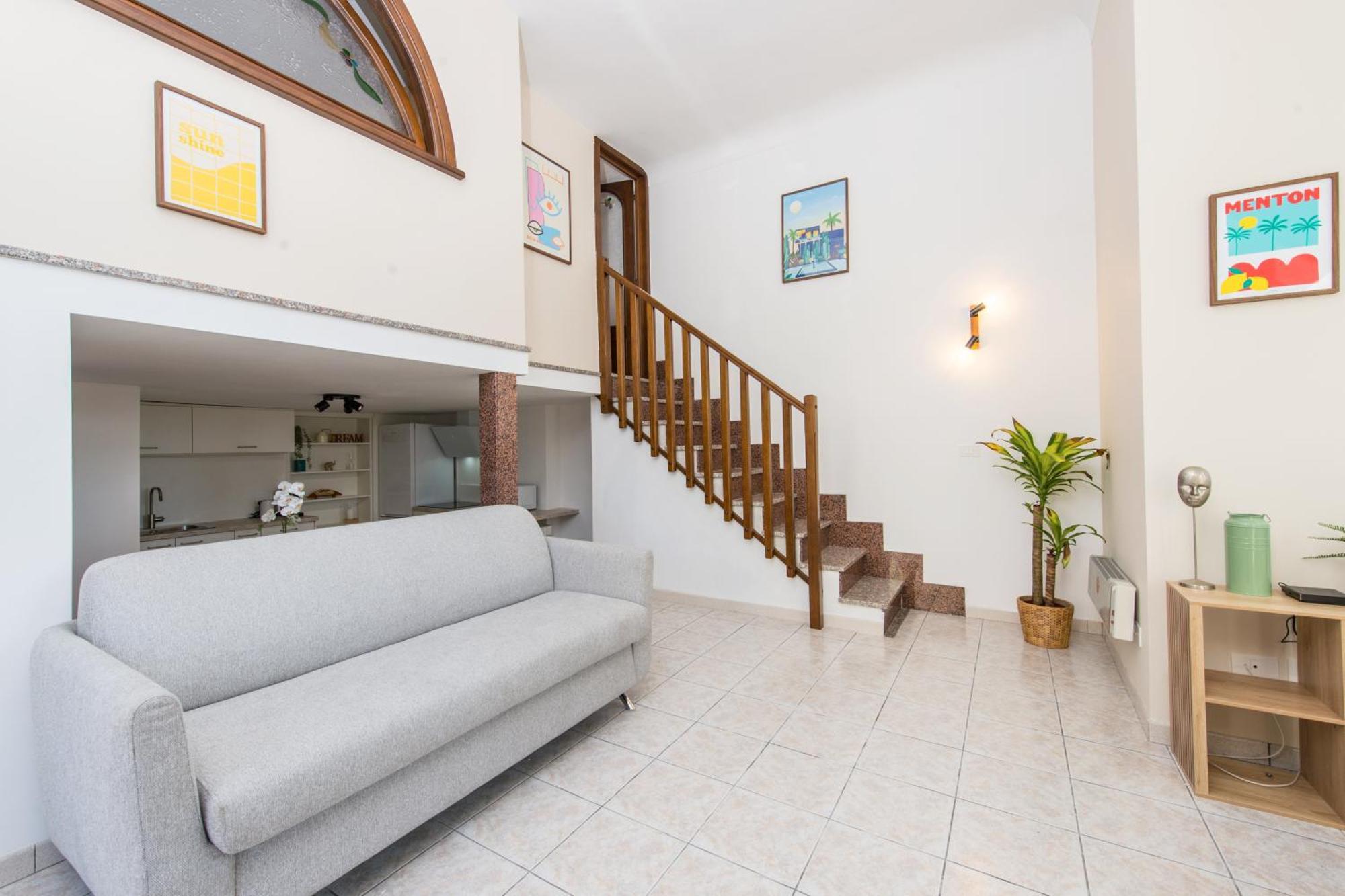 מנטון Oliviers -Agreable 2 Pieces Dans Maison Bourgeoise מראה חיצוני תמונה